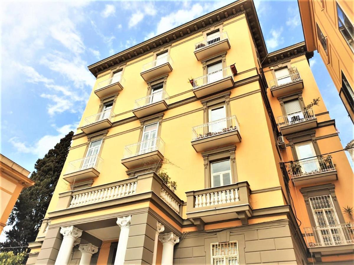 Vomero Guest House Napoli Bagian luar foto