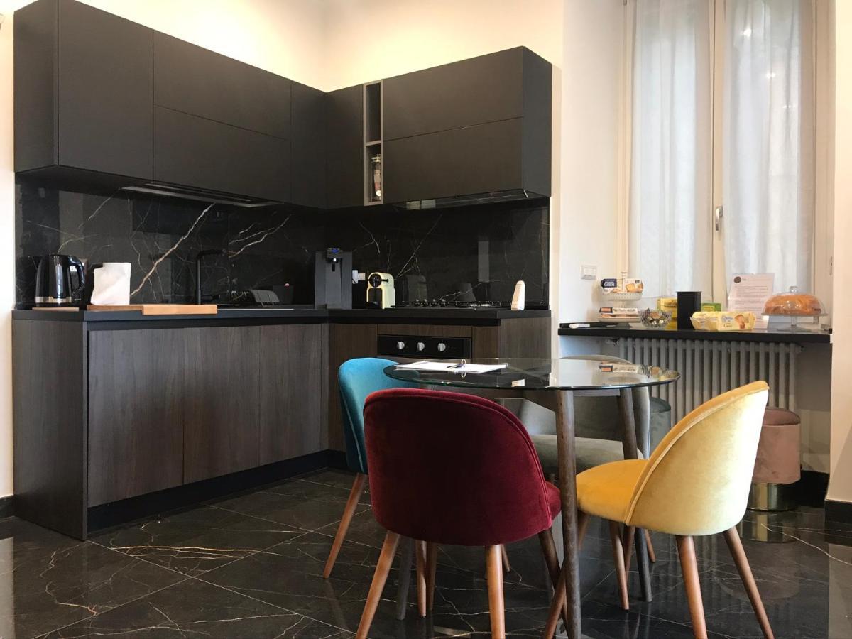 Vomero Guest House Napoli Bagian luar foto