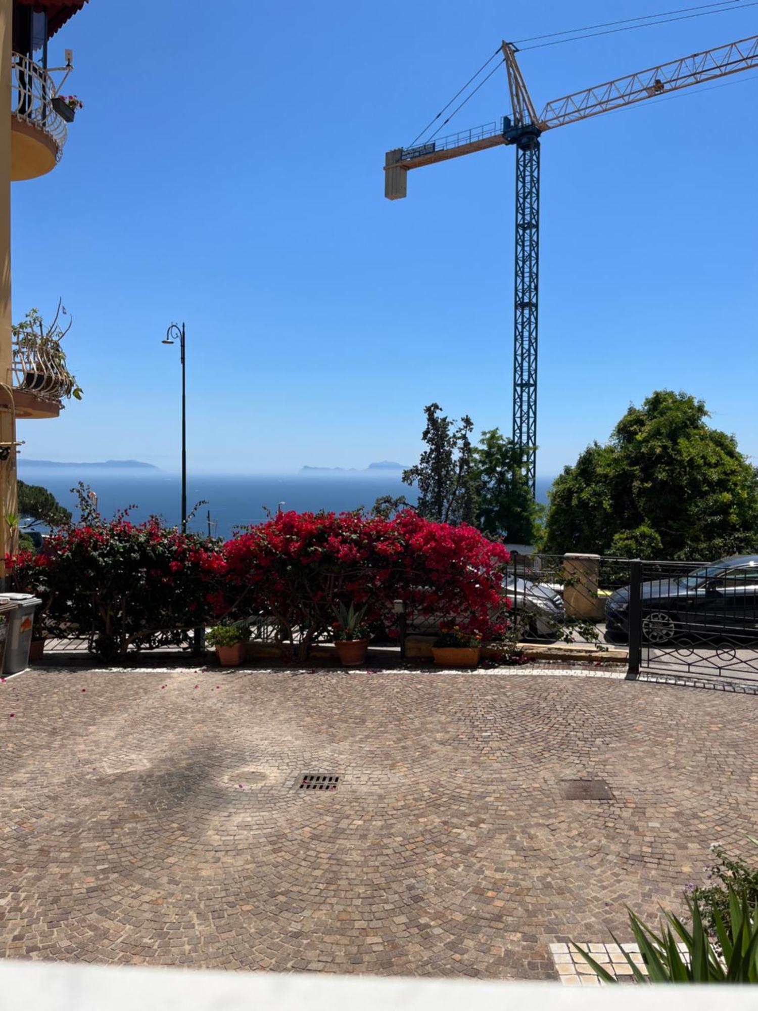 Vomero Guest House Napoli Bagian luar foto